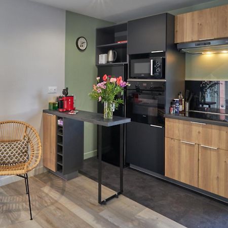 Centre Ville A Pied Appt Avec Sauna, Linge, Wifi, Stationnement Gratuit Ванн Екстер'єр фото