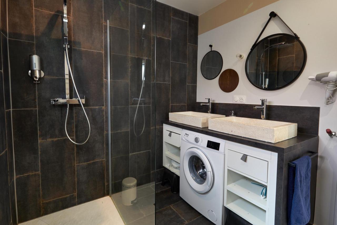 Centre Ville A Pied Appt Avec Sauna, Linge, Wifi, Stationnement Gratuit Ванн Екстер'єр фото